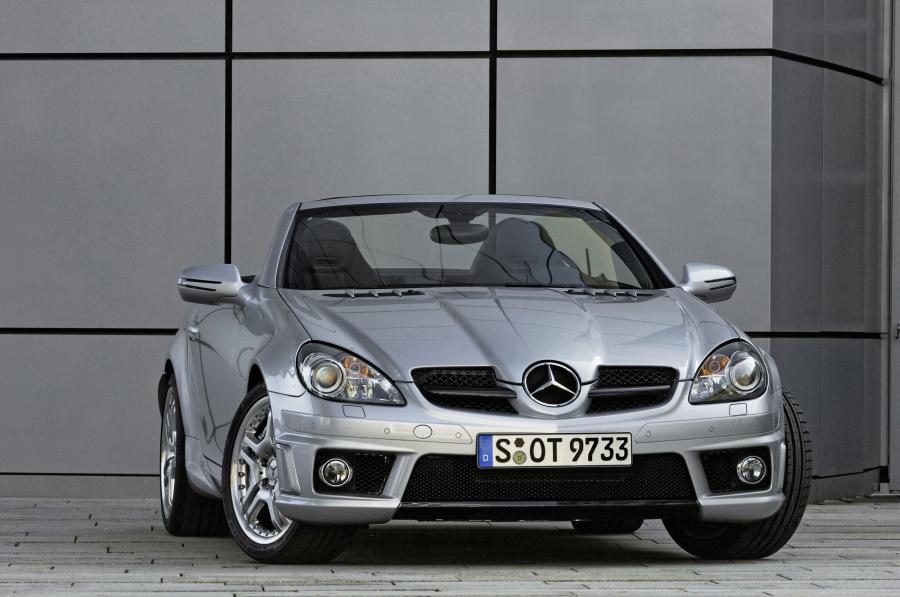  Mercedes-Benz SLK55 AMG 2008 года  (фото 1 из 77)